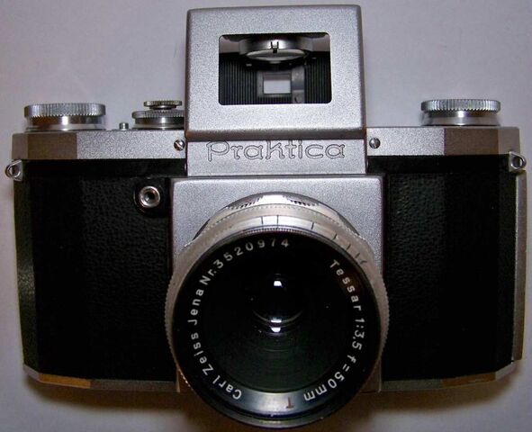 File:Praktica1950 MM04.jpg
