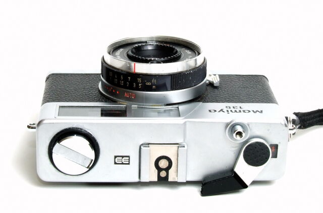 File:Mamiya 135 EE 04.jpg