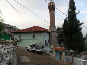 Uc-Kuzular-Cami-Uzaktan-1-