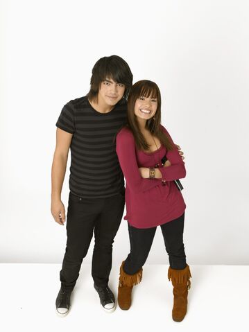 File:Shane-Mitchie-mitchie-and-shane-1700682-1917-2560.jpg