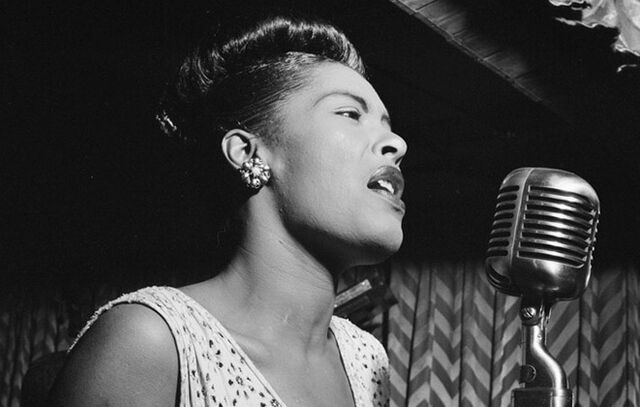 File:Billie Holiday 1947 Downbeat club in New York City.jpg