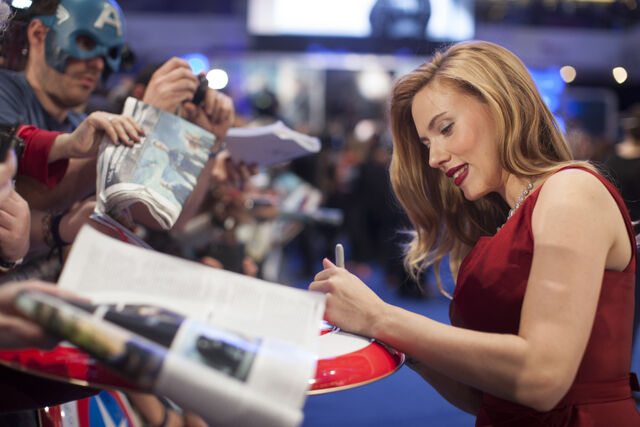 File:Captain-America The-Winter-Soldier London-Premiere 020.jpg