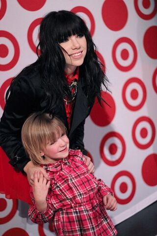 File:Carly with Young Fan.jpg