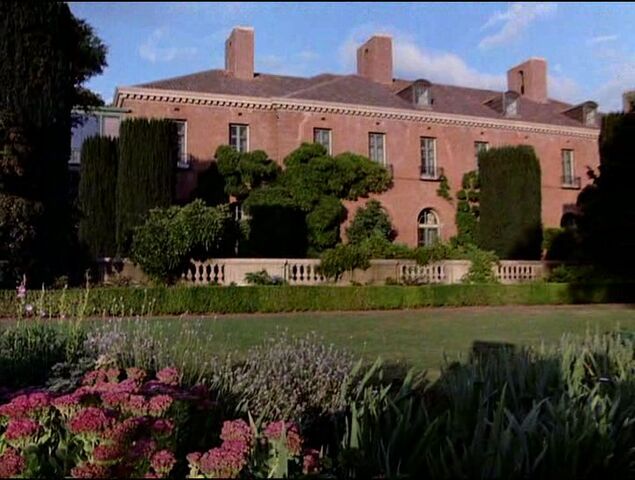 File:Mansion11.jpg