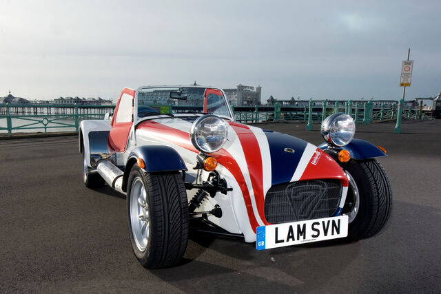 File:Caterham-Lambretta-1-1-.jpg