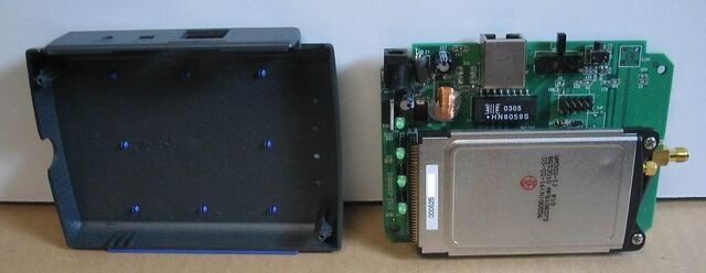 File:Linksys-WET11-05.jpg