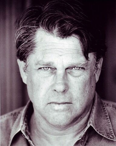 File:Graham-Beckel.jpg