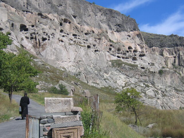 File:Climb to work.jpg