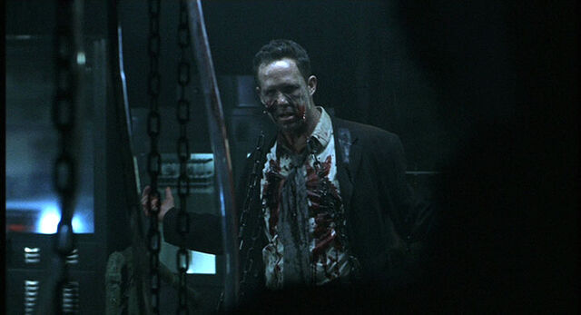 File:Hellraiser-hellseeker-dean-winters-chains-hooks.jpg