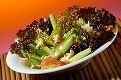 Ensalada-con-vinagreta-de-mandarina