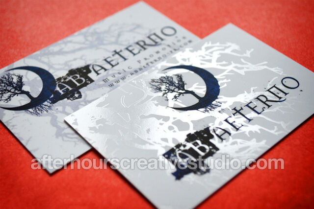 File:Spot-gloss-business-cards.jpg