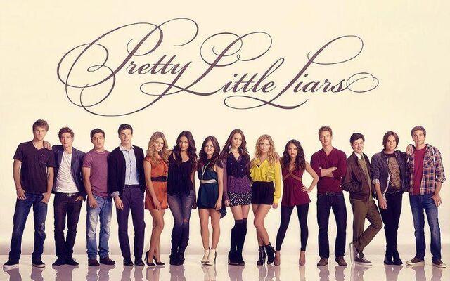 File:Pretty-little-liars-cast.jpg