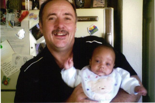 File:Daddy and zion 3.jpg