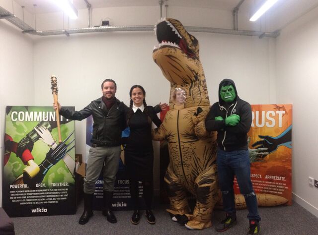 File:London Office Fandom Day.jpg