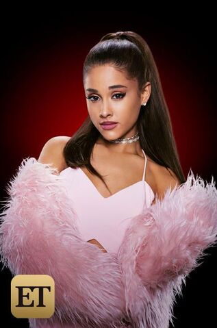 File:Ariana-Grande-Chanel-2.jpg