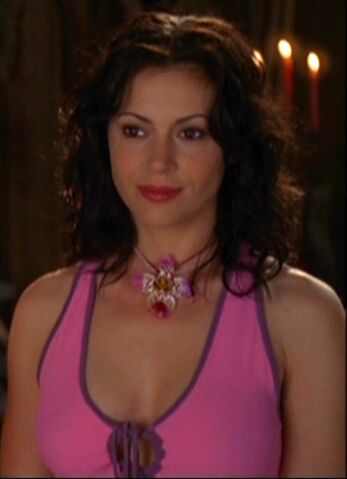 File:PhoebeHalliwell 1.jpg