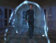 Cole dans la cage de cristal.jpg