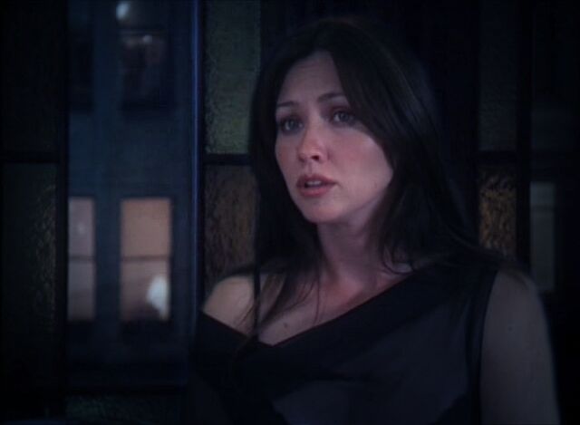 File:Prue in attic.jpg
