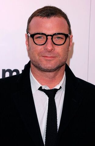 File:LievSchreiber.jpg