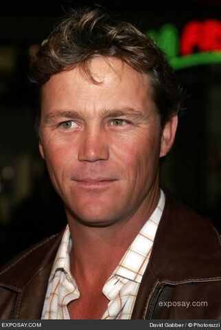 File:Brian-krause-man-of-the-year-los-angeles-premiere-qM7c67.jpg