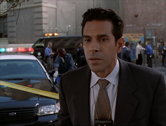 File:7x05Detective.png