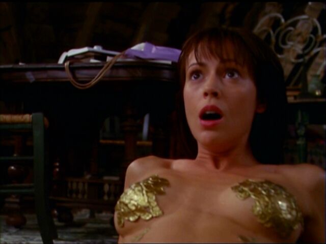 File:5x01-PhoebeMermaid.jpg
