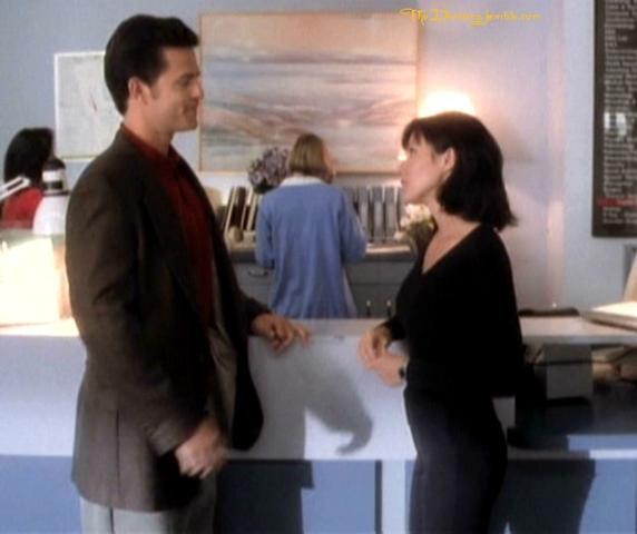 Фајл:1x01-112-andy-prue.jpg