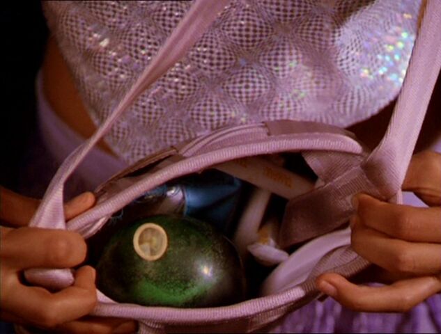 File:MasselinVanquishingPotion.jpg