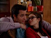 8x18-036-coop-phoebe