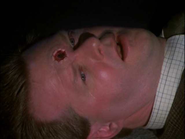 File:1x08 - Mistake 2.png