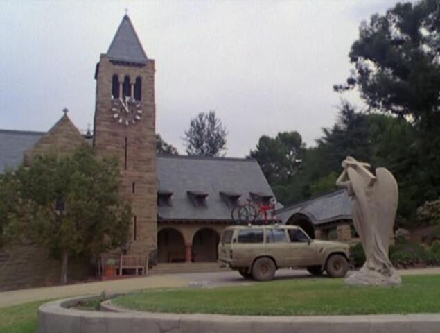 File:Church-house-call.jpg