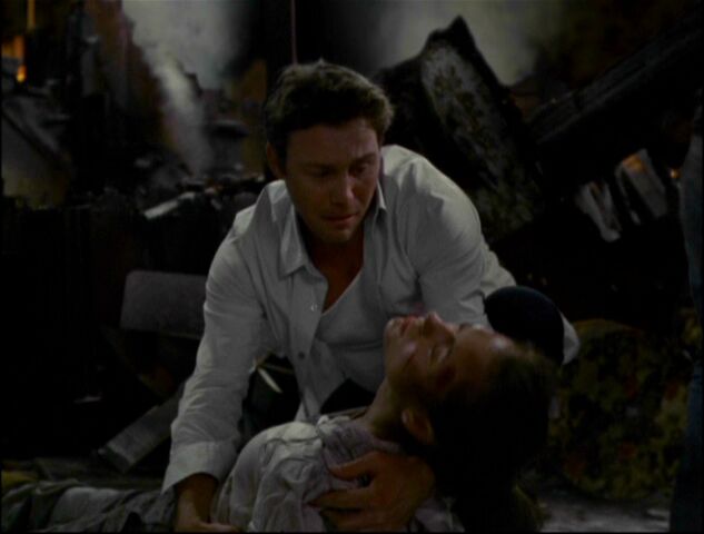 File:8x21-LeoPhoebeDead.jpg