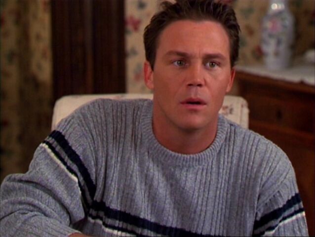 File:4x13-Leo.jpg