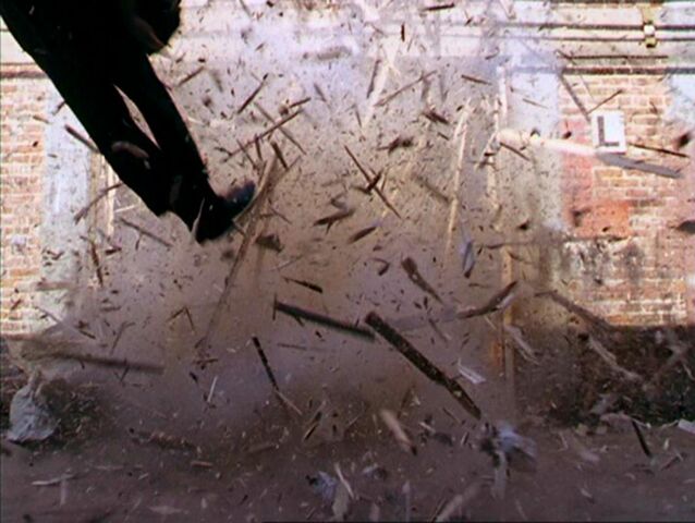 File:PiperaccidentlyBlowsupCole.jpg
