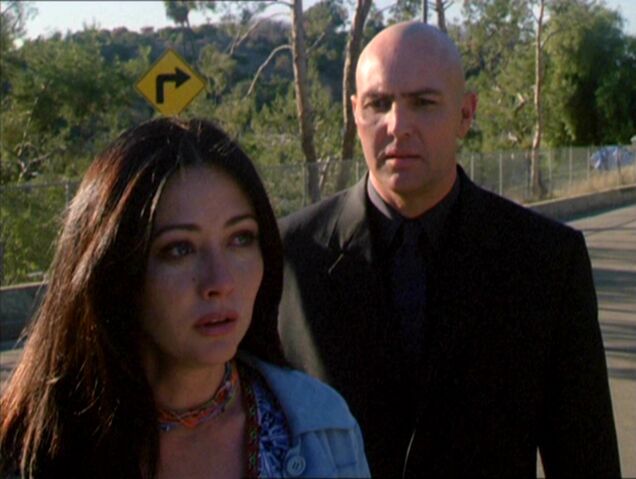 File:Prue and Spirit Killer.jpg