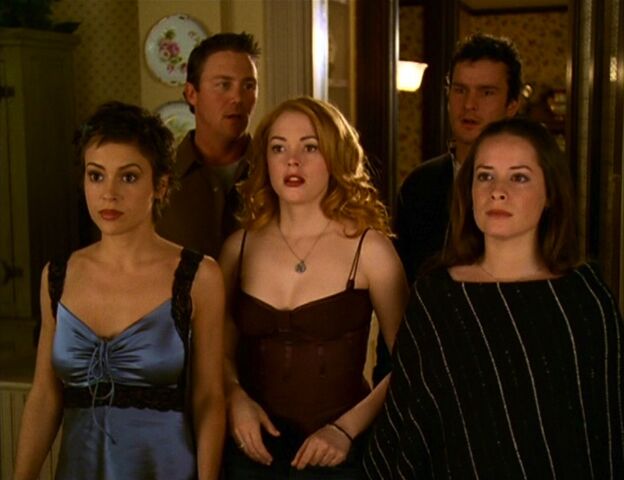 File:6x13-Sisters-Leo-Richard.jpg