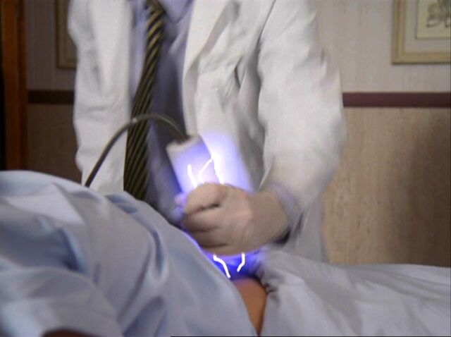 File:Electrokinesis Phoebe.jpg