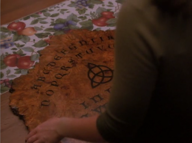 File:1x01-SpiritBoard-001.png