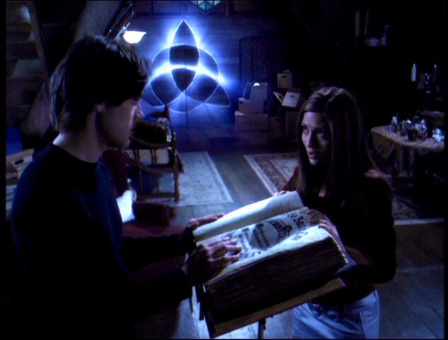 File:Chris Bianca spell.jpg