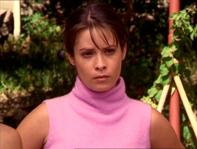 File:2x08-Piper.jpg