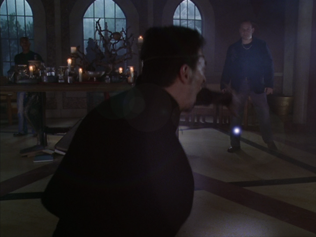 File:8x06Ian.png