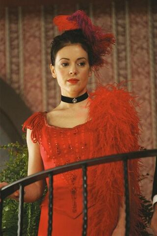 File:Phoebe ShowGhouls1.jpg