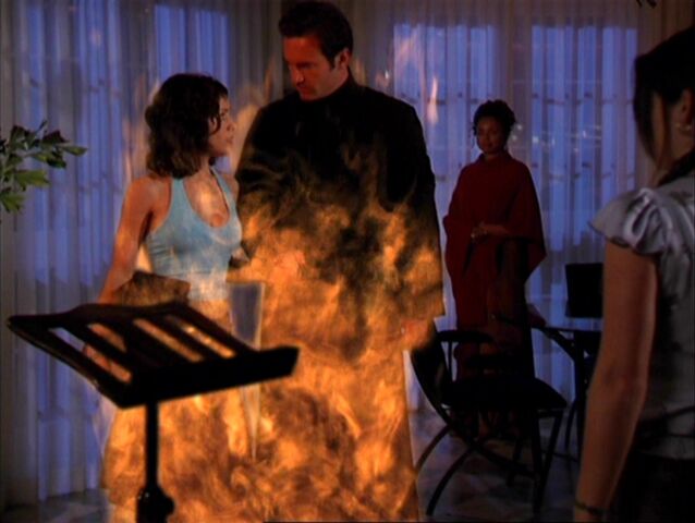 File:4x19-PhoebeCole.jpg