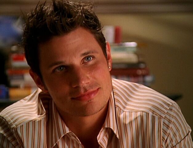 File:7x01-LeslieDay.jpg