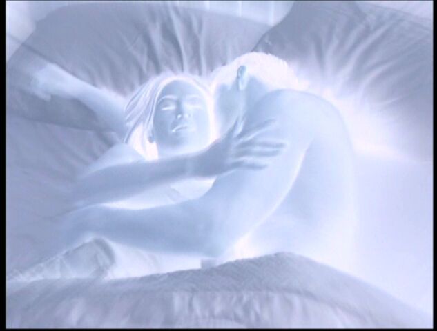 File:Phoebepremonintion 019.jpg
