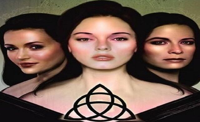 File:Charmed Comics Issue3.jpg