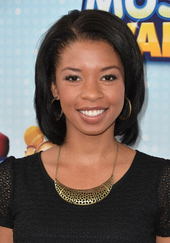File:Angel Parker 2013 Radio Disney Music Awards eJ6--ISOp8Xl.jpg