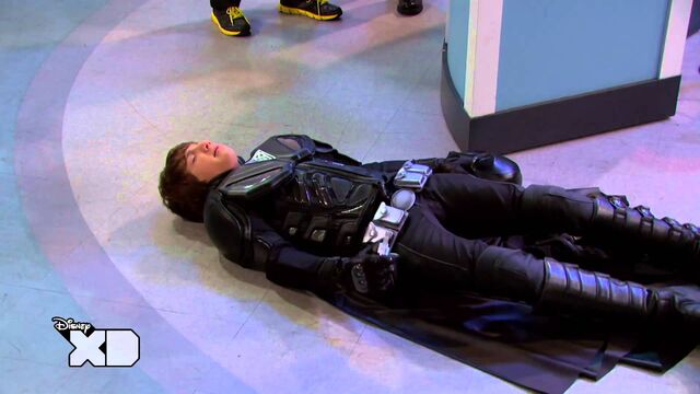 File:Oliver Dead?.jpg