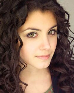 Curly-hair-cut-11