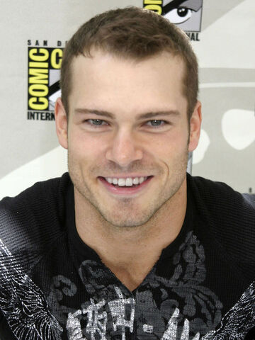 File:Shawn-roberts-1.jpg